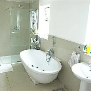 2* Hotel Russell House